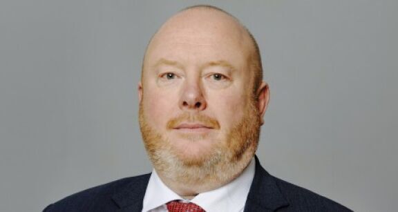 C’est un modèle de transport hybride