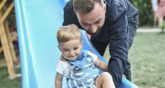 Démographie : la natalité continue de reculer en France