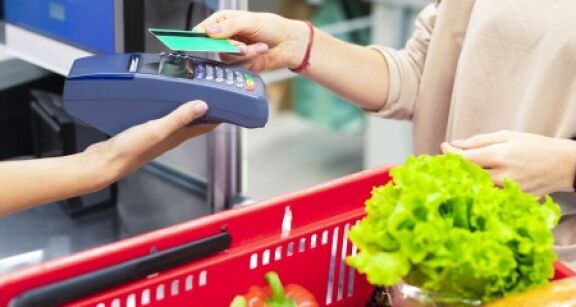 Titres-restaurant : prolongation de l’achat de tout produit alimentaire