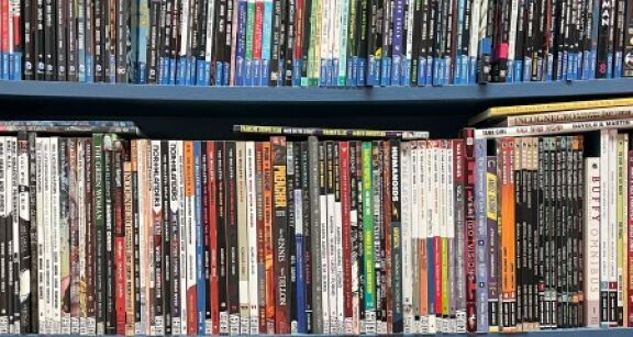 Les ventes de bandes dessinées poursuivent leur baisse