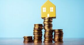 Loyer d’un bail commercial : une obligation d’assurance peut-elle justifier un déplafonnement ?